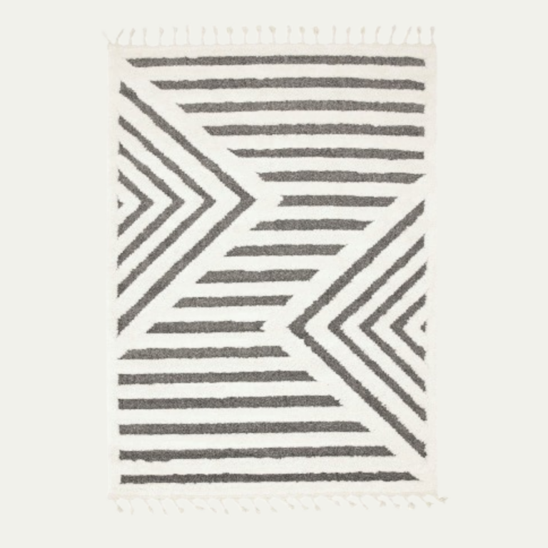 Monochrome geometric rug